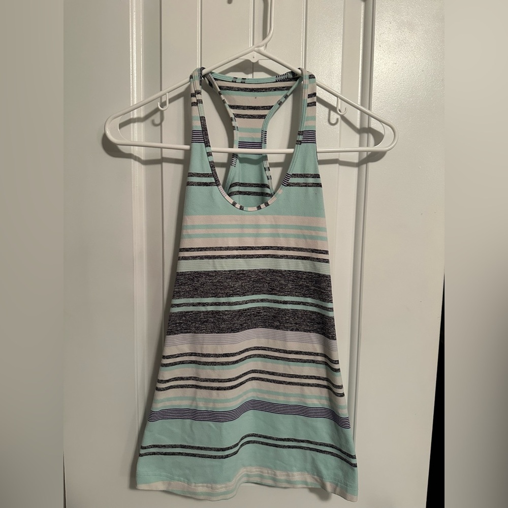 Lululemon tank